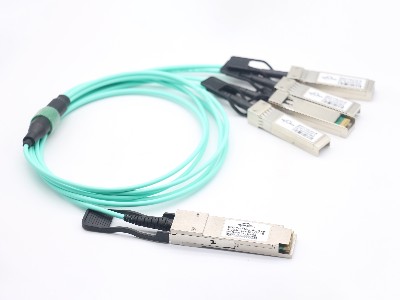 40G QSFP+轉10G SFP+ AOC