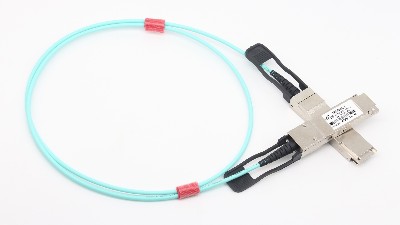 光模塊配套光纖：?jiǎn)文９饫w跳線